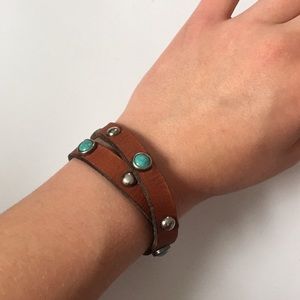 Leather/stone wrap bracelet